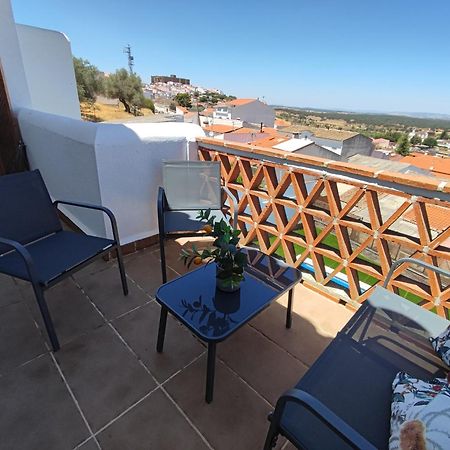 La Martela De Segura Apartamento Rural Piscina Segura de Leon Ngoại thất bức ảnh